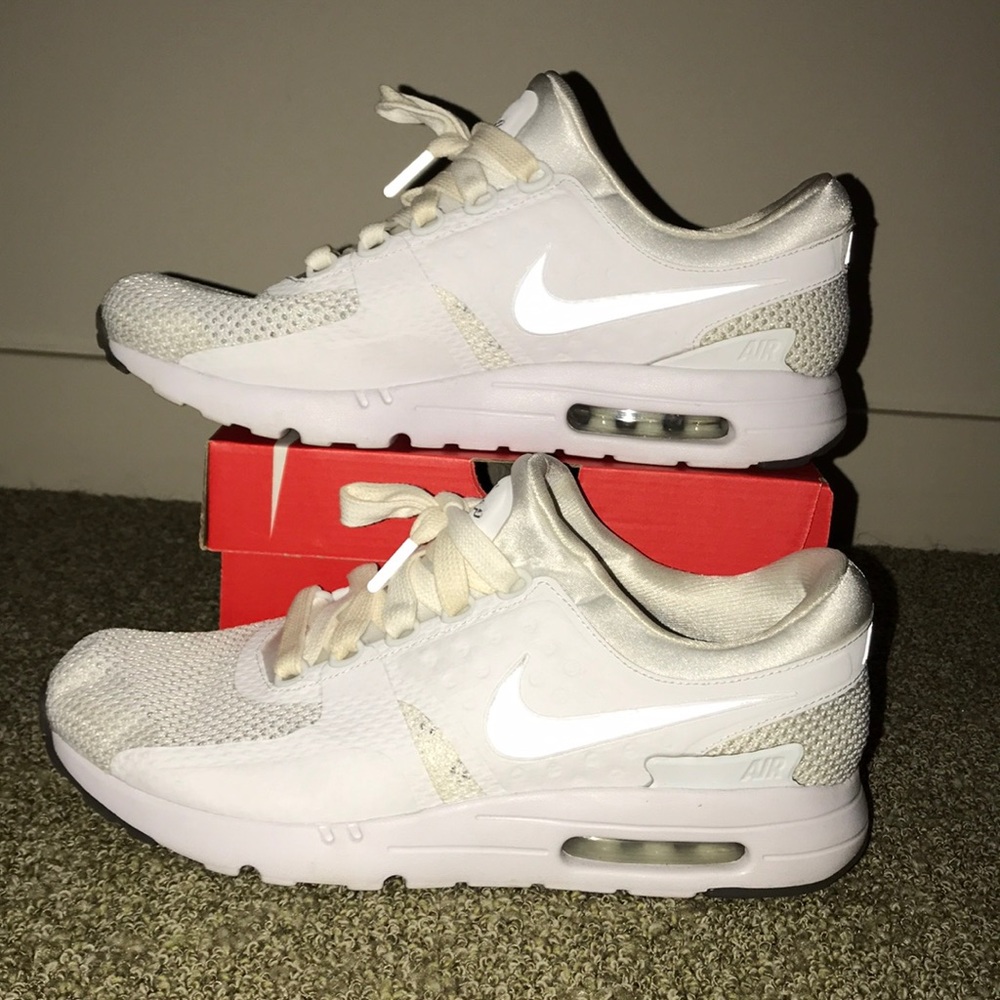 Men’s Nike AirMax Zero size 9.5
